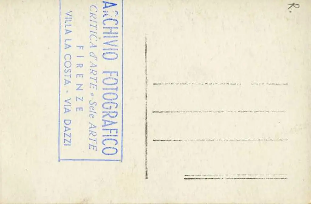 Tilli , Perugia - Pinacoteca - Frammento di fontana, attribuito ad Arnolfo