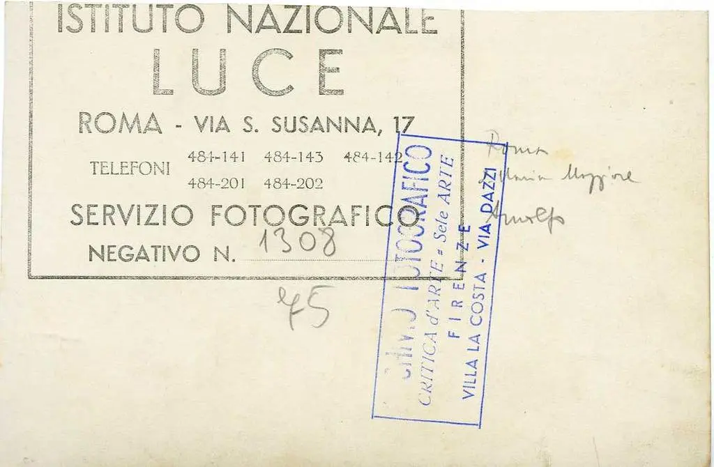 Archivio Fotografico Luce , Arnolfo di Cambio - sec. XIII - Profeta