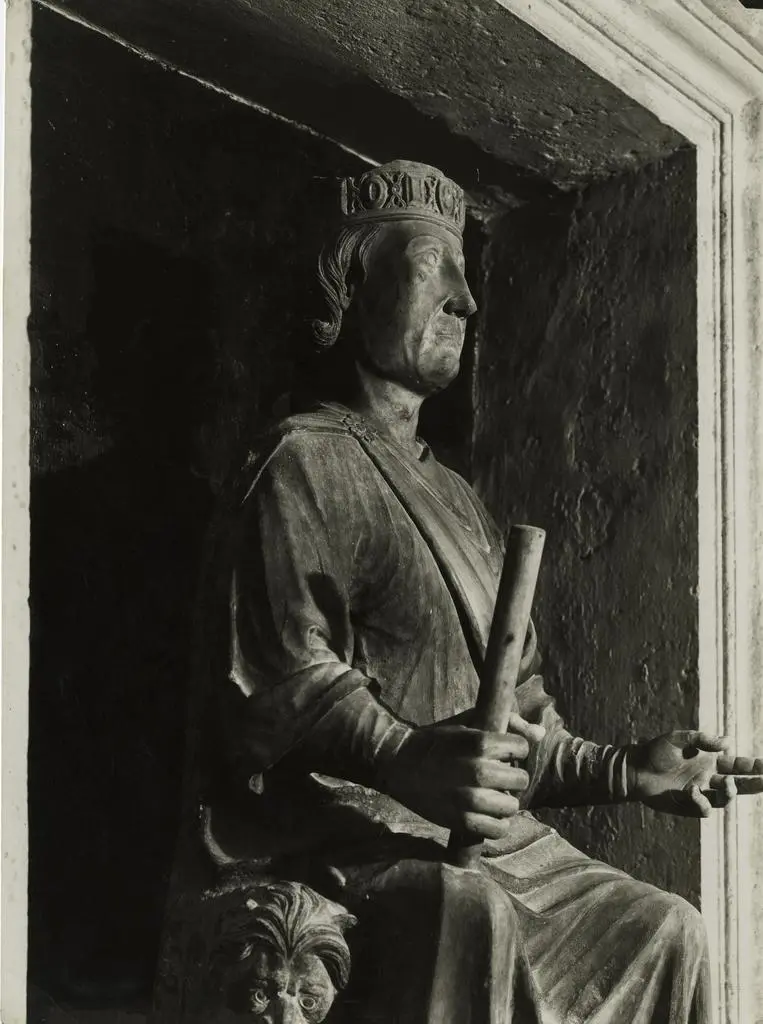 Anonimo , Arnolfo di Cambio - sec. XIII - Monumento onorario di Carlo D'Angi&ograve;