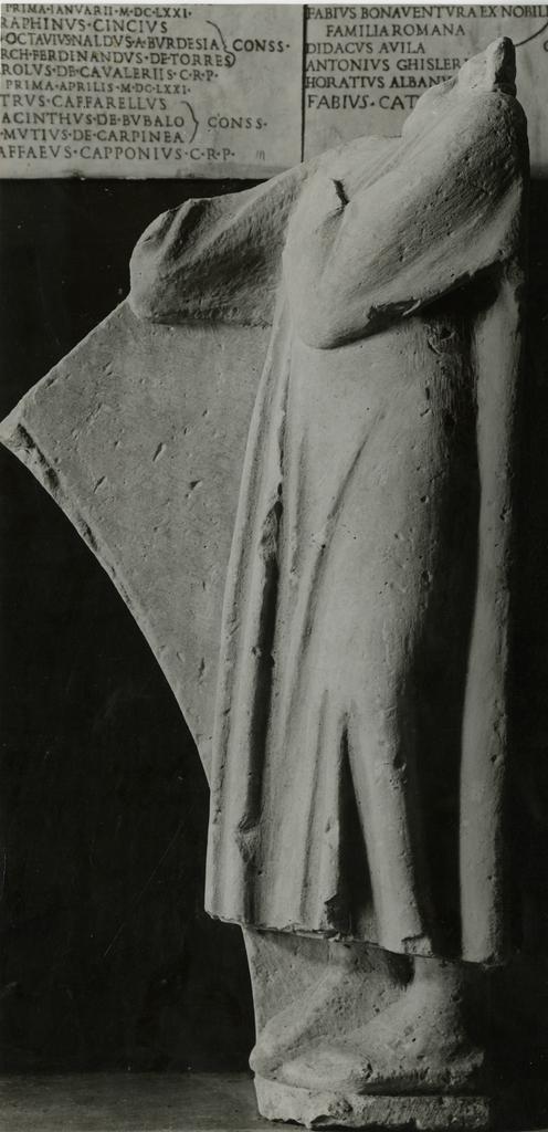 Anonimo , Arnolfo di Cambio - (?) - sec. XIII - Statua acefala (trombettiere?)