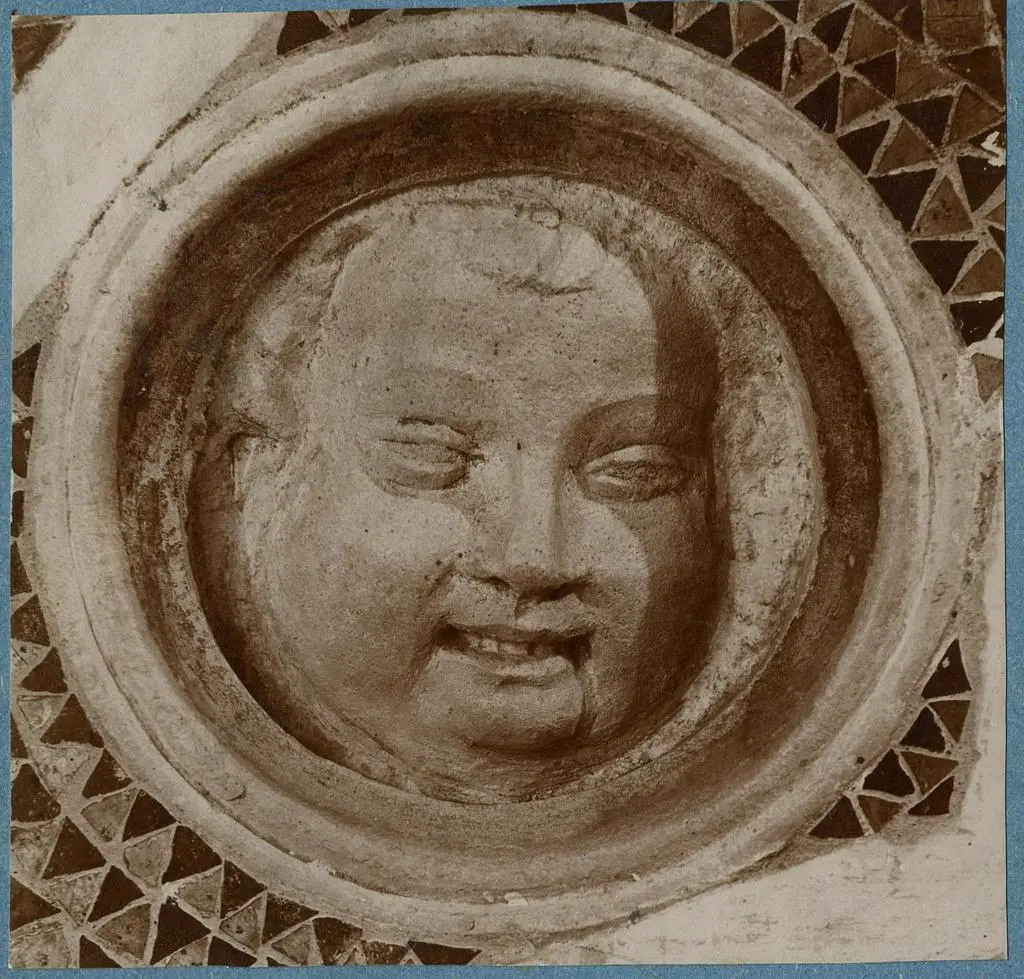 Anonimo , Arnolfo di Cambio; Cosmati - sec. XIII - Testa che ride