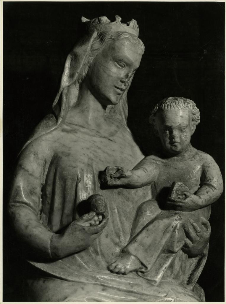 Anonimo , Compagno di Goro di Gregorio: Madonna col Bambino - (Particolare) - Collezione privata.
