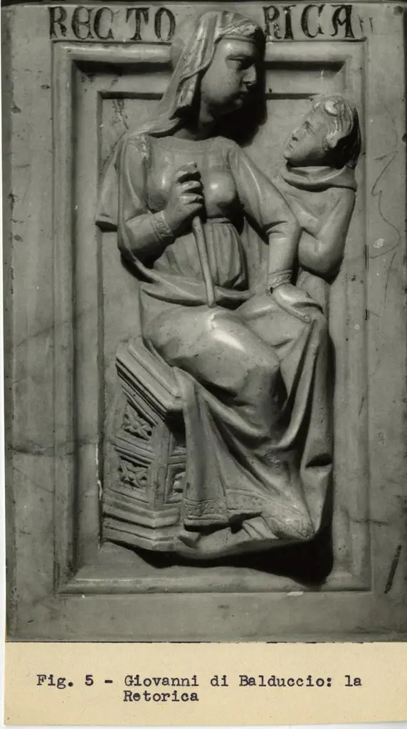 Fototeca della Soprintendenza per i beni architettonici e paesaggistici, storici, artistici ed etnoantropologici per le province di Pisa e Livorno , Fig. 5 - Giovanni di Balduccio: La Retorica