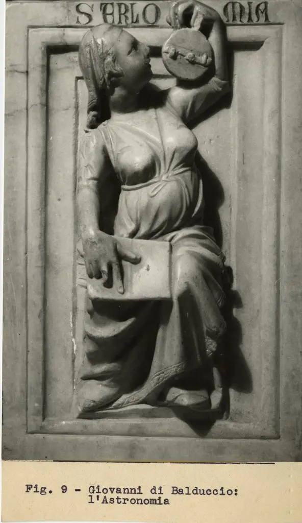 Fototeca della Soprintendenza per i beni architettonici e paesaggistici, storici, artistici ed etnoantropologici per le province di Pisa e Livorno , Fig. 9 - Giovanni di Balduccio: l'Astronomia
