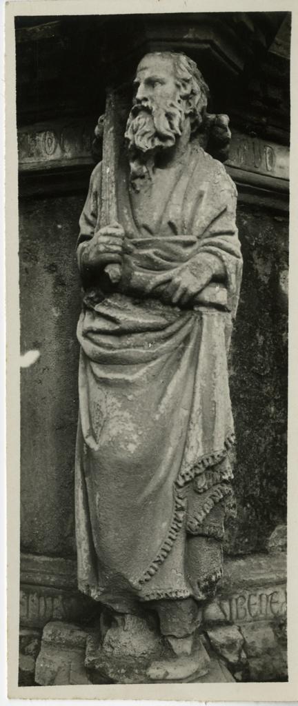 Anonimo , Pisano Giovanni; Pisano Nicola - sec. XIII - San Paolo. Particolare del bacino superiore della Fontana Maggiore di Perugia