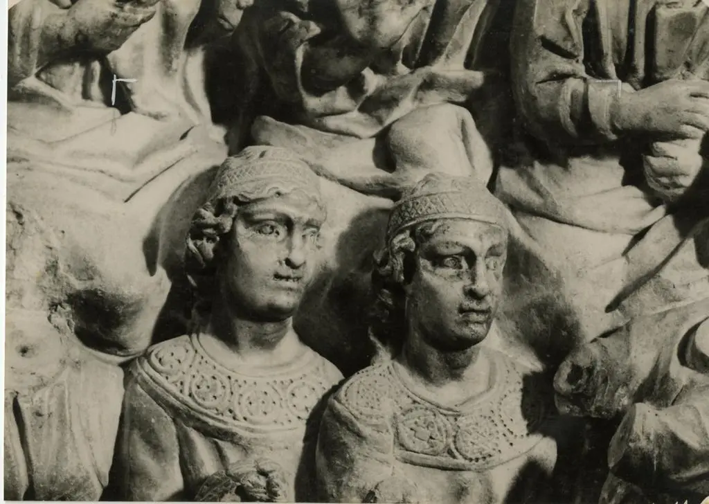 Alinari, Fratelli , Pisano Nicola - sec. XIII - Giudizio Universale. Particolare con Eletti