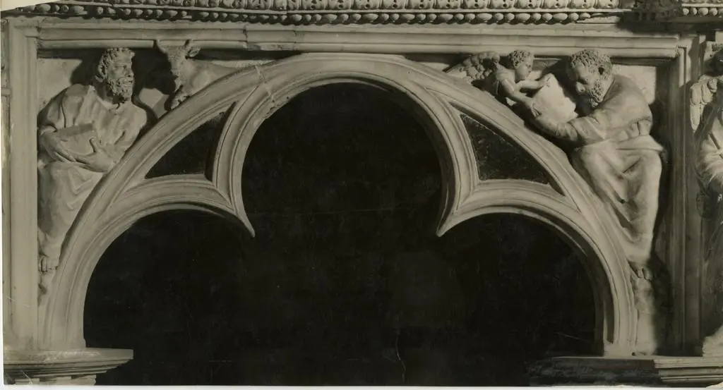 Alinari, Fratelli , Pisano Nicola - sec. XIII - san Luca evangelista e san Marco evangelista