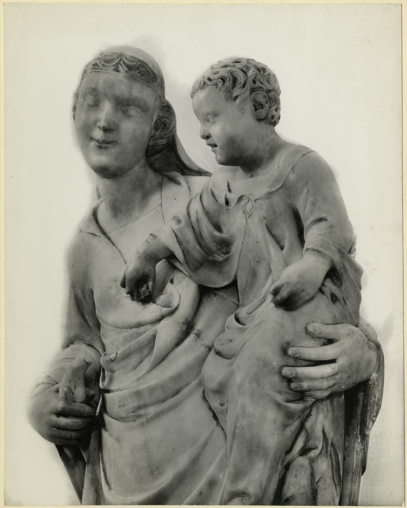 Anonimo , Pisano Nino - sec. XIV - Madonna con Bambino per il sepolcro di Aldobrandino Cavalcanti