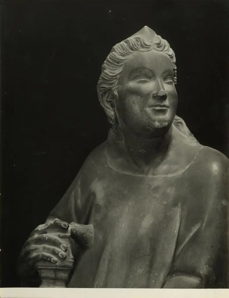 B&ouml;hm, Osvaldo , Pisano Nino - sec. XIV - Angelo, particolare del monumento funebre del Doge Marco Cornaro