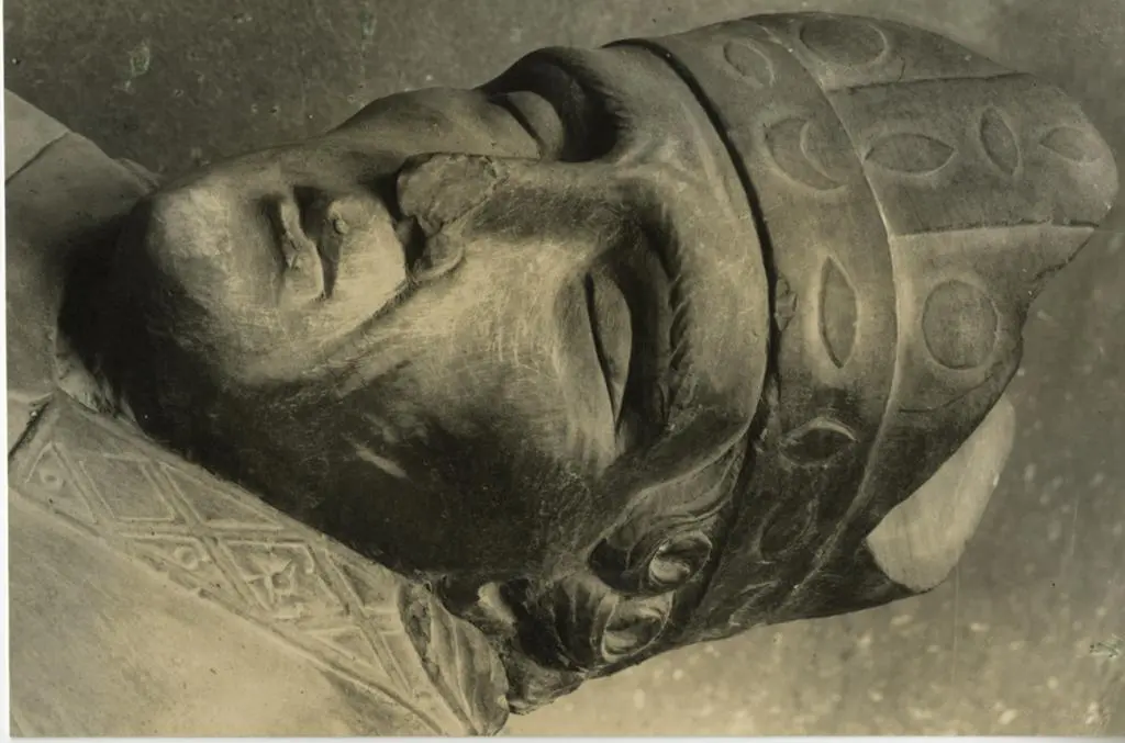 Anonimo , Tino di Camaino - sec. XIV - Gastone Della Torre giacente. Particolare.