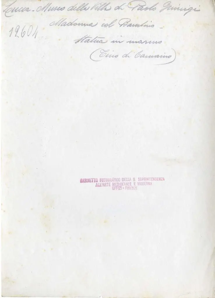 Gabinetto Fotografico della Soprintendenza Speciale per il Patrimonio Storico, Artistico ed Etnoantropologico e per il Polo Museale della città di Firenze , Lucca - Museo della Villa di Paolo Guinigi. Madonna col Bambino. Statua in marmo (Tino di Camaino)