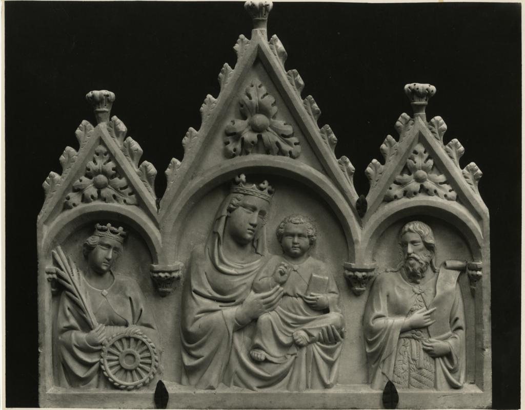 Anonimo , Tino di Camaino - e aiuti - sec. XIV - Madonna con Bambino, san Giovanni Battista e santa Caterina d'Alessandria