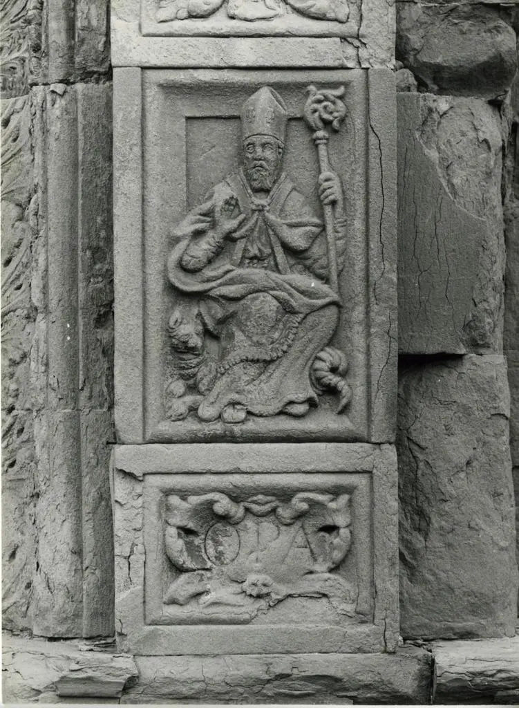 Universit&agrave; di Pisa. Dipartimento di Storia delle Arti , Arezzo. Duomo. Portale (dettaglio)