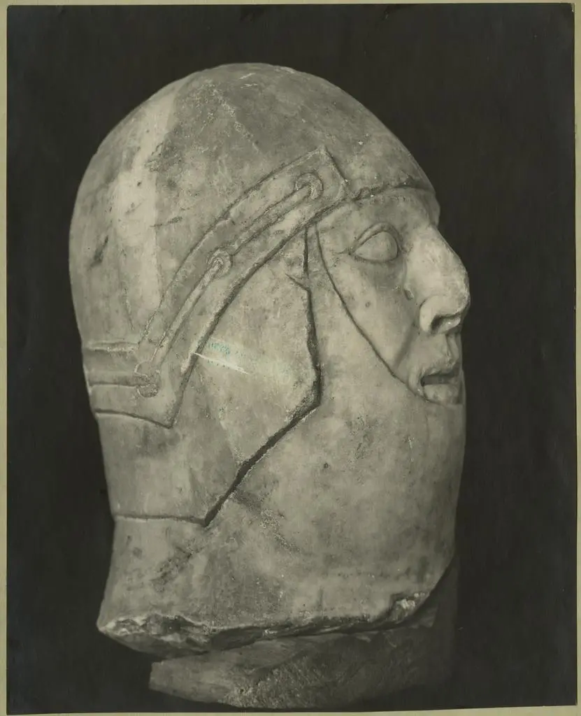 Anonimo , Anonimo aretino sec. XIV - Testa di guerriero