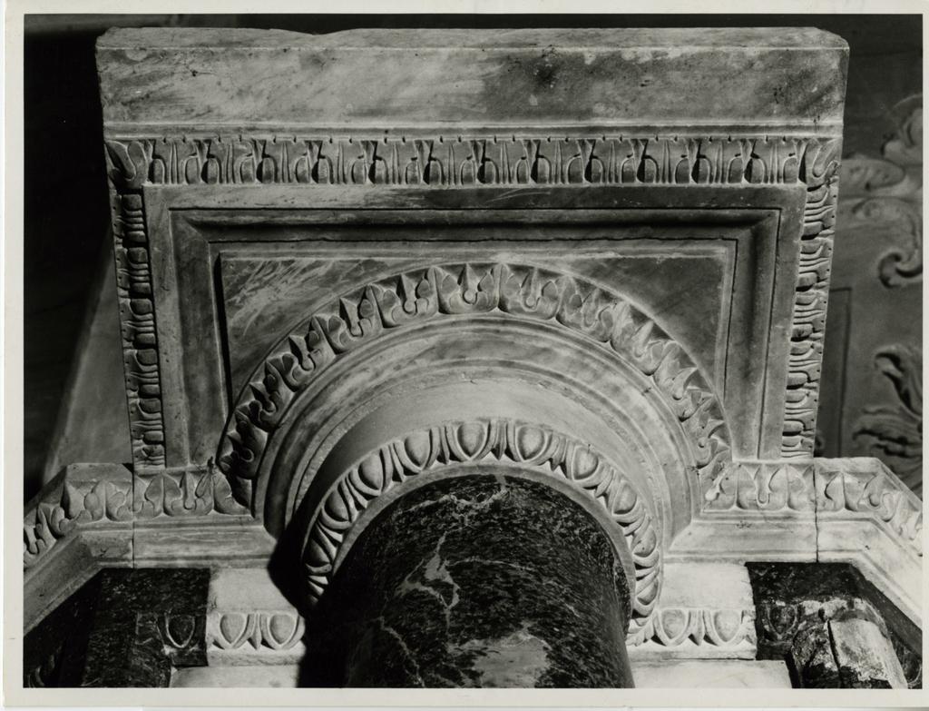 Università di Pisa. Dipartimento di Storia delle Arti , Anonimo toscano sec. XII - Motivi decorativi fitomorfi