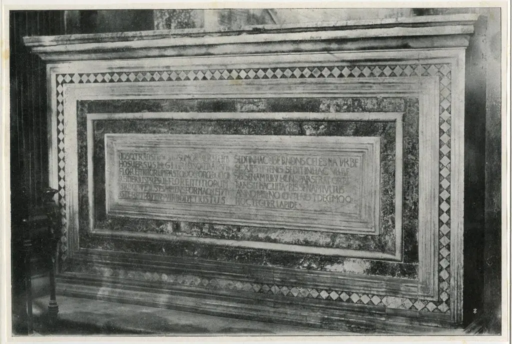Anonimo , Sarcofago del Vescovo Ranieri nel Battistero di Firenze. (Opera del principio del secolo XII).