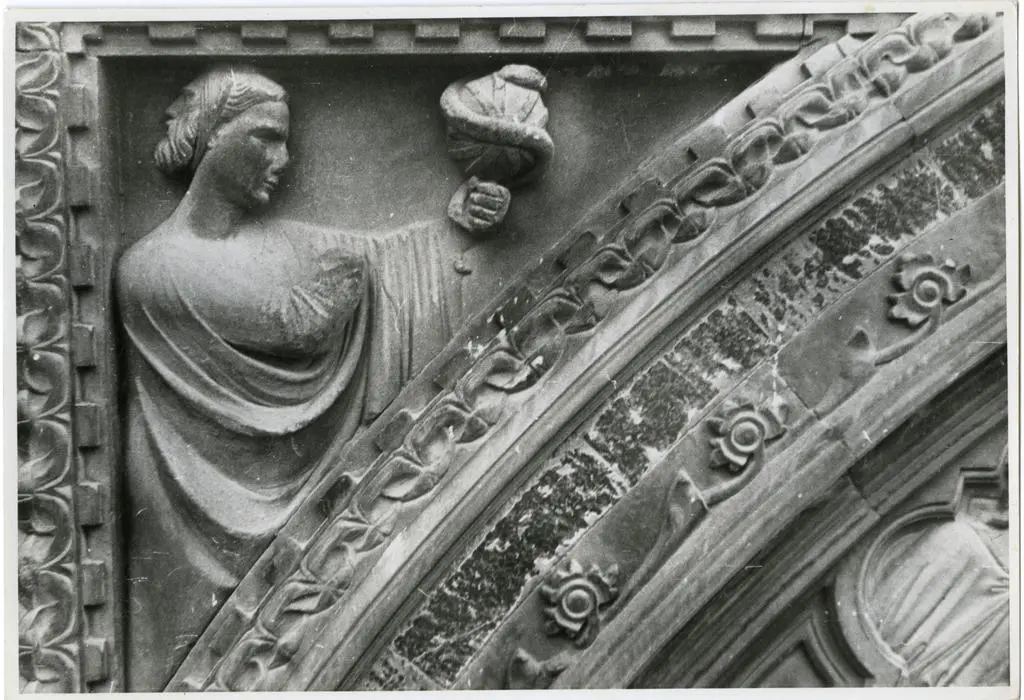 Gabinetto Fotografico della Soprintendenza Speciale per il Patrimonio Storico, Artistico ed Etnoantropologico e per il Polo Museale della citt&agrave; di Firenze , Arnoldi Alberto - sec. XIV - Allegoria della Prudenza