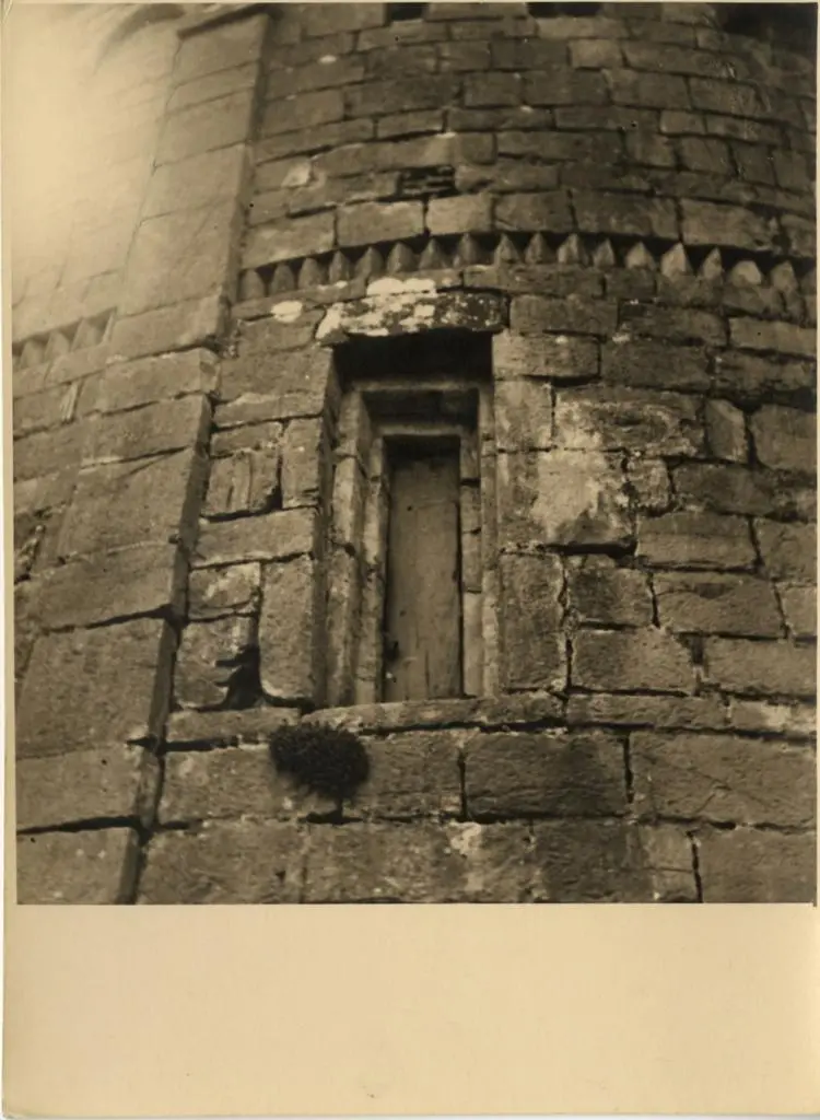 Anonimo , Arliano (Lucca), finestra centrale dell'abside