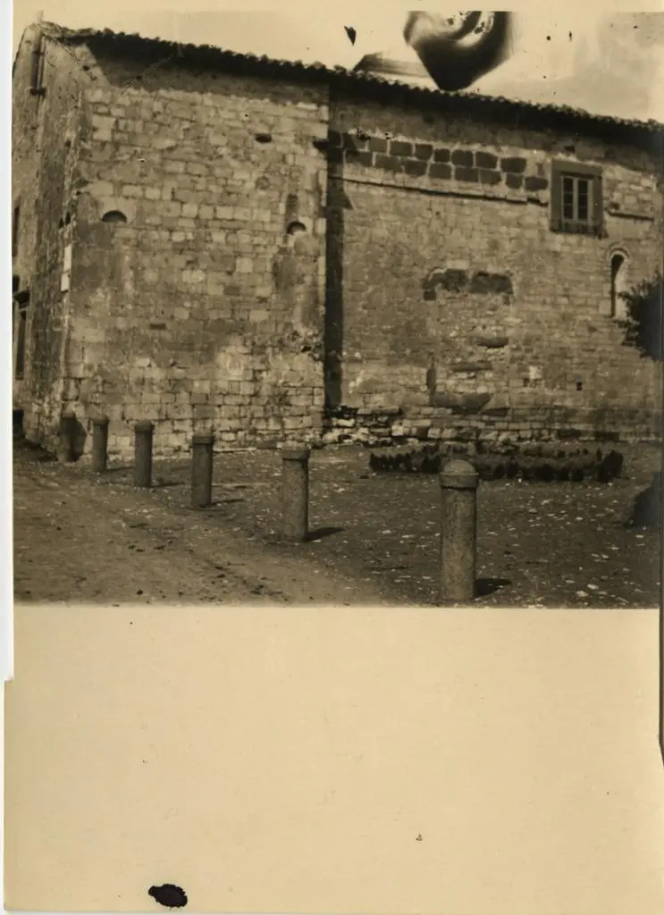 Anonimo , Arliano (Lucca), fianco destro (meridionale)