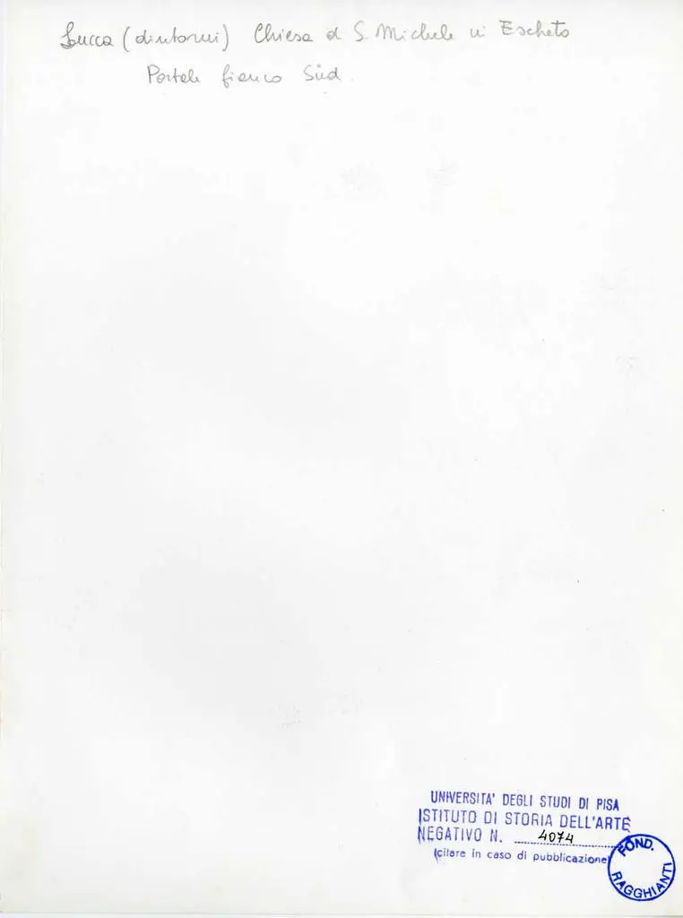 Universit&agrave; di Pisa. Dipartimento di Storia delle Arti , Lucca (dintorni). Chiesa di S. Michele in Escheto. Portale fianco sud