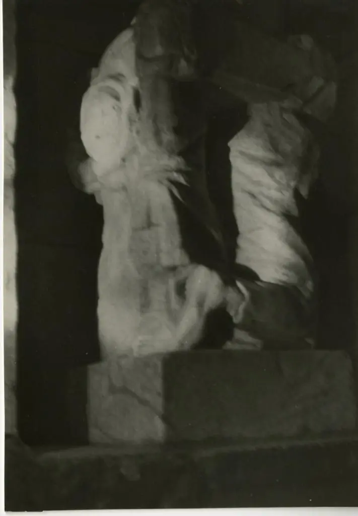 Anonimo , S. Michele in Escheto - Cariatide sorreggente un leggio