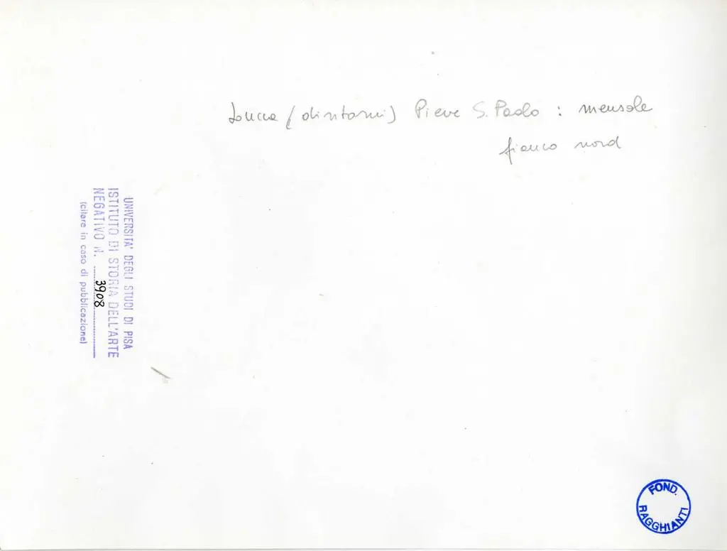 Universit&agrave; di Pisa. Dipartimento di Storia delle Arti , Lucca (dintorni) - Pieve S. Paolo: mensole fianco nord