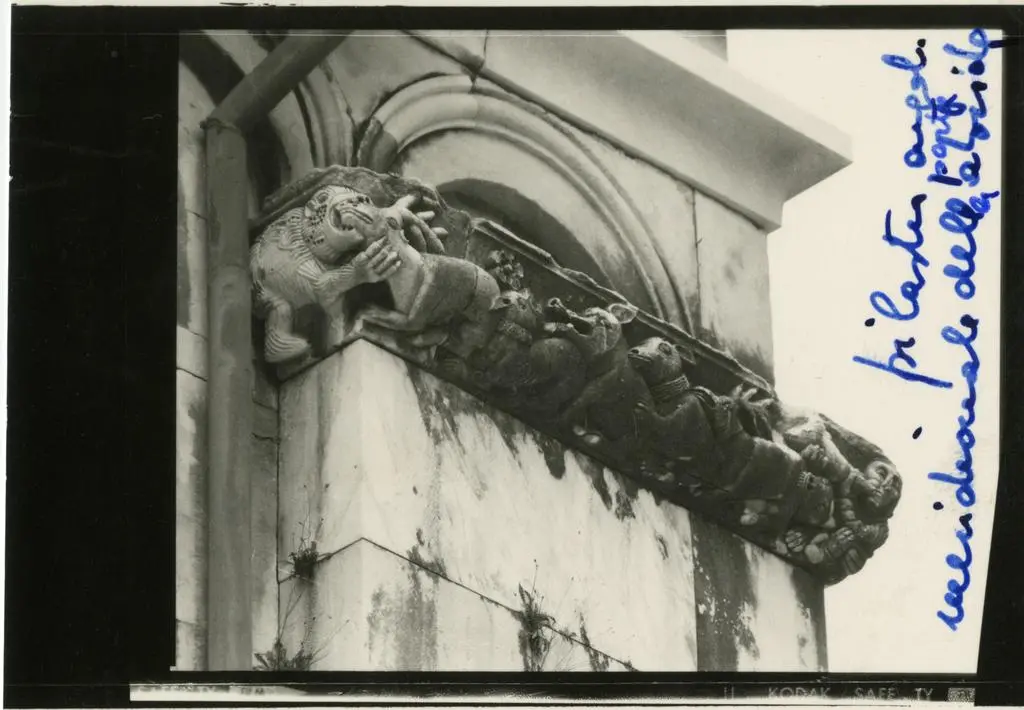 Anonimo , Pilastro meridionale angolo meridionale della parte abside