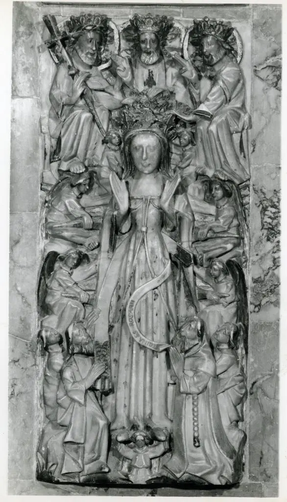 Anonimo , Anonimo inglese - sec. XIV - Storie di Maria Vergine. Scena dellAssunzione della Madonna fra angeli e santi e la Trinità