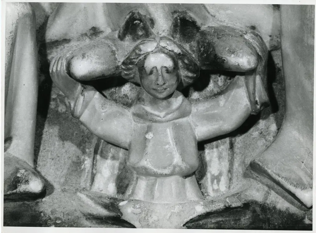 Anonimo , Anonimo inglese - sec. XIV - Storie di Maria Vergine. Particolare della scena dell'Assunzione della Madonna, angelo ai piedi della Vergine