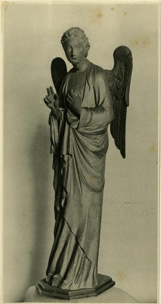 Anonimo , 51. St. Gabriel. Figure in wood. Pisan; 14th Century. H. 6 ft. (183 cm) 7719-1861