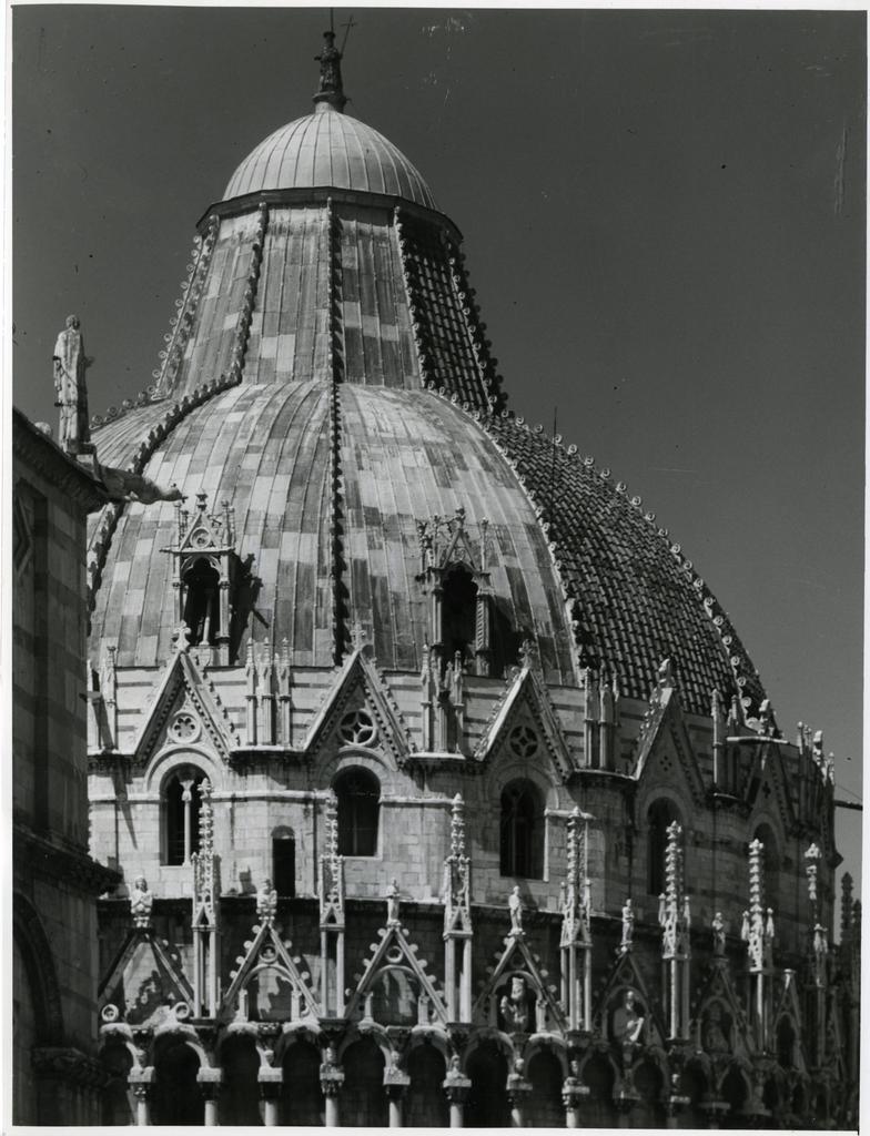 Barzacchi, Cesare , Pisa: Battistero - dettaglio cupola