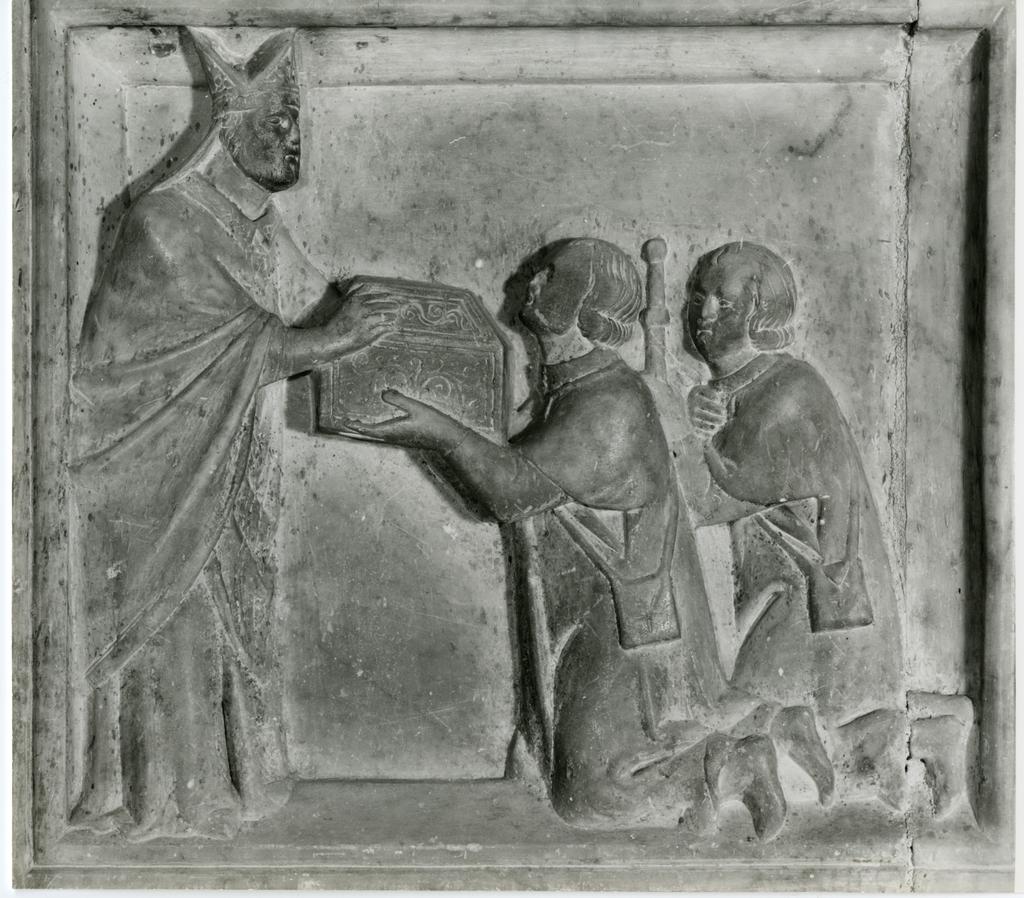 Agostino di Giovanni, bottega , Pellegrini che ricevono a Compostela le reliquie di San Jacopo