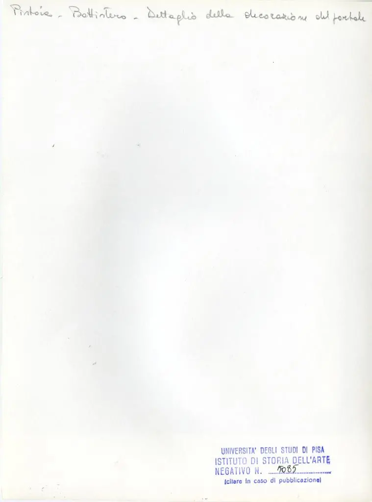 Università di Pisa. Dipartimento di Storia delle Arti , Pistoia - Battistero - Dettaglio della decorazione del portale