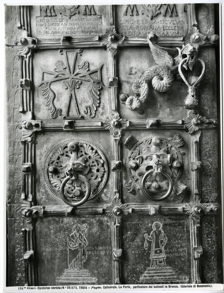 Alinari, Fratelli , Troia - Puglie. Cattedrale. La Porta, particolare dei battenti in Bronzo. (Oderisio di Benevento).