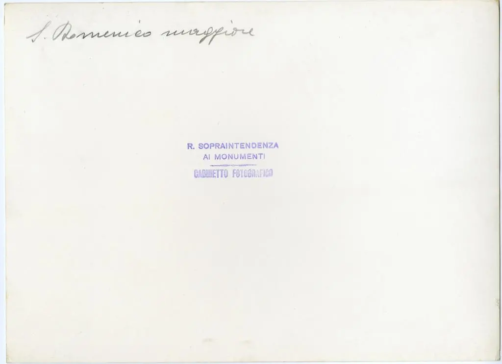 Fototeca della Soprintendenza speciale per il patrimonio storico, artistico ed etnoantropologico e per il Polo museale della citt&agrave; di Napoli , Anonimo - sec. XIV - Maria Vergine; Cristo; San Giovanni Evangelista