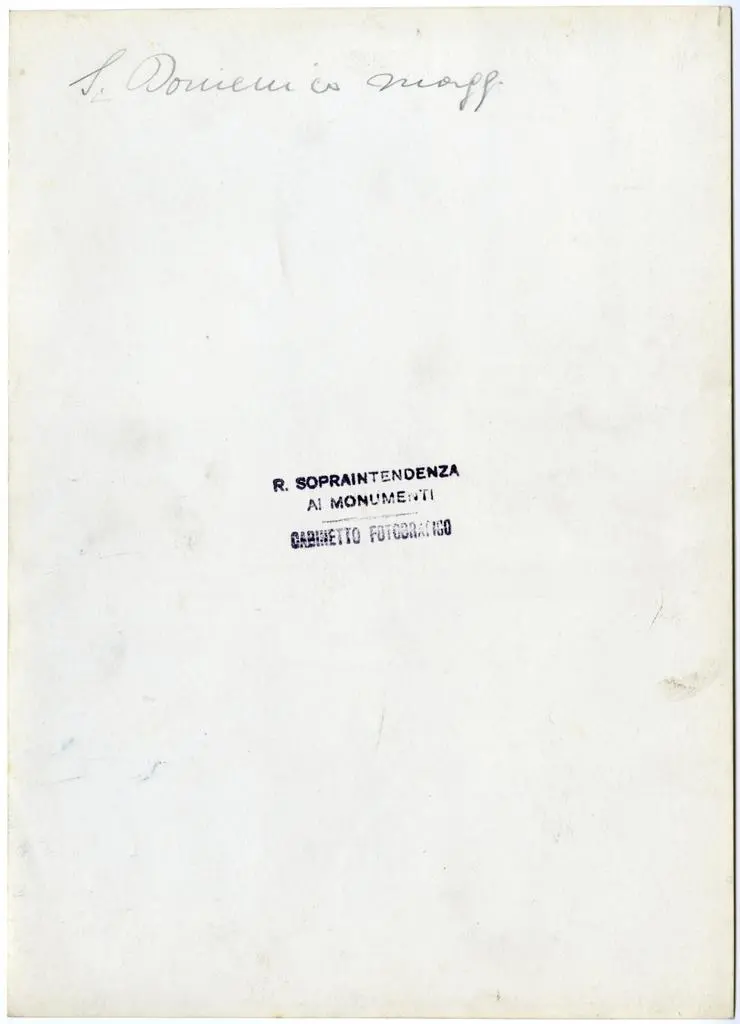 Fototeca della Soprintendenza speciale per il patrimonio storico, artistico ed etnoantropologico e per il Polo museale della citt&agrave; di Napoli , Anonimo - sec. XIV - Leone stiloforo; Angelo