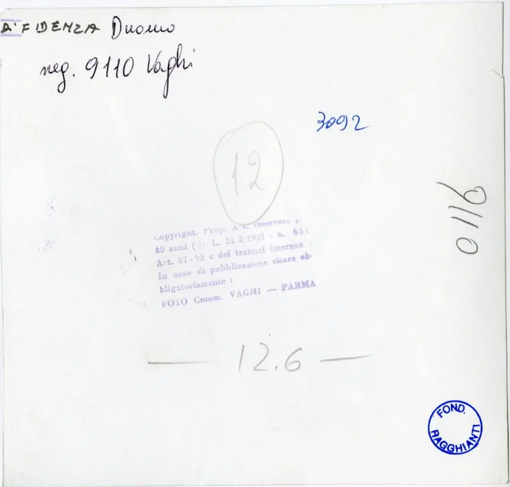 Vaghi, Luigi , Antelami Benedetto - scuola - sec. XIII - Volo di Alessandro Magno