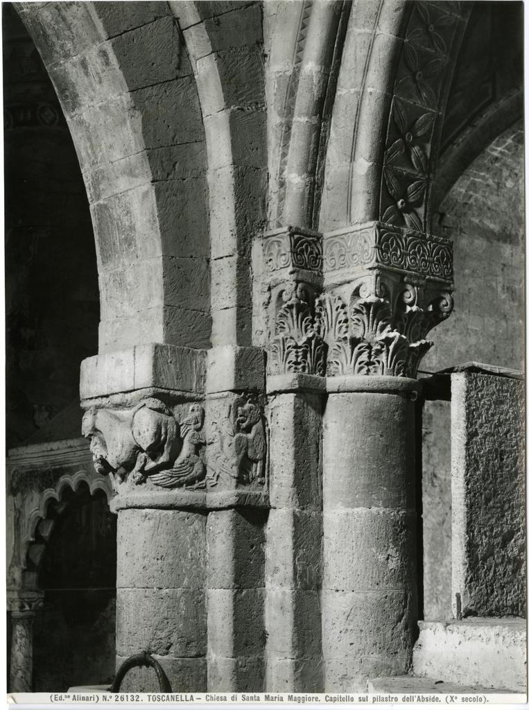 Alinari, Fratelli , Toscanella - Chiesa di Santa Maria Maggiore. Capitello sul pilastro dell'Abside (X° secolo)