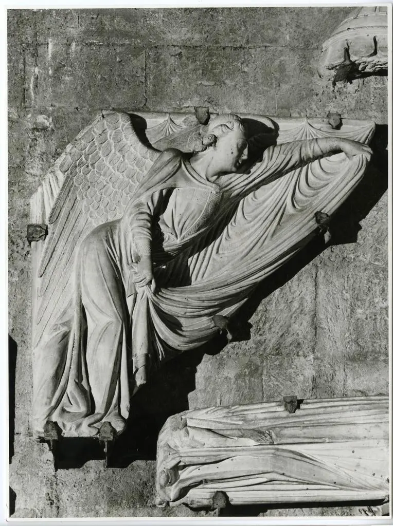 Bozano, Giacomo , Scultore pisano francisante c. 1336-43: Angelo reggicortina; Tomba di Luca Fieschi