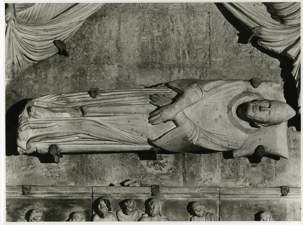 Bozano, Giacomo , Anonimo pisano francisante - sec. XIV - Ritratto funebre del cardinale Luca Fieschi