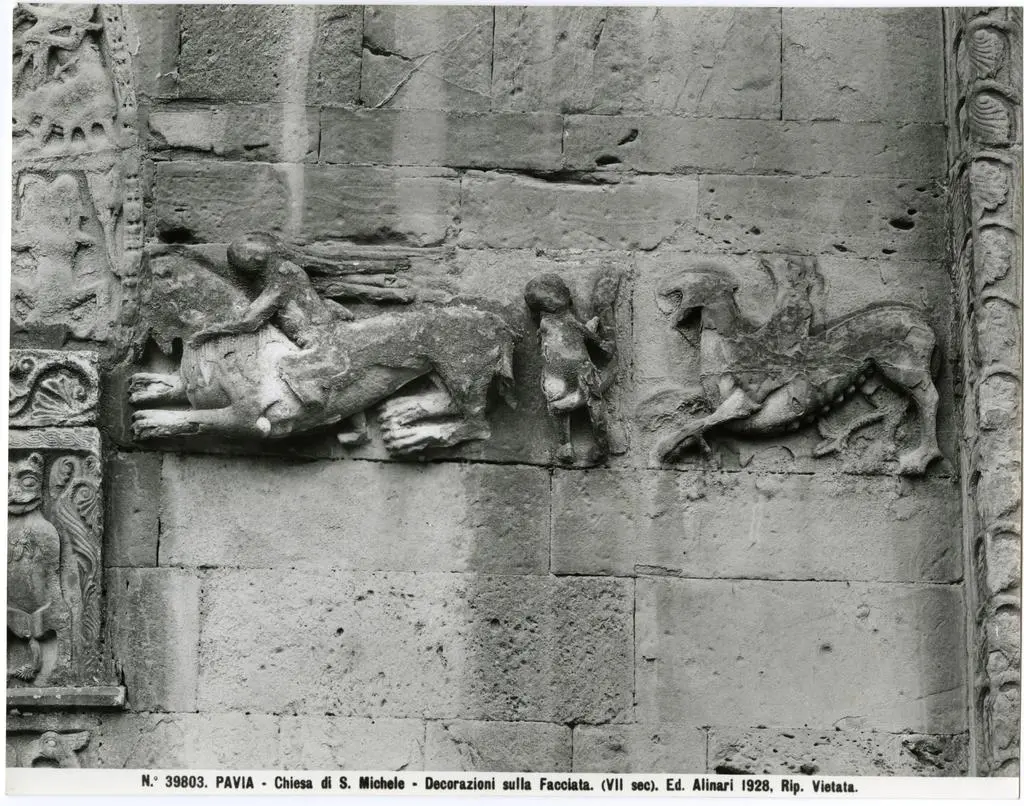 Anonimo lombardo sec. XII , Motivo decorativo con figure umane, Motivo decorativo con animali fantastici