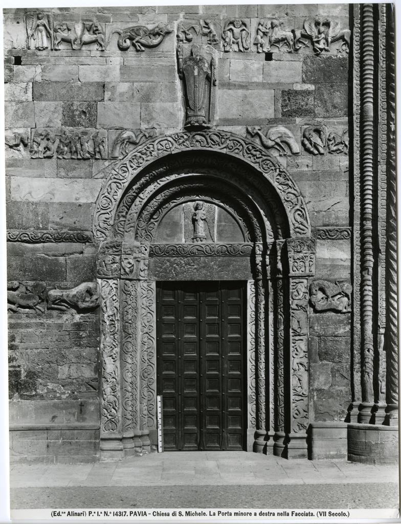 Alinari, Fratelli , Pavia - Chiesa di S. Michele - La Porta minore a destra nella Facciata. (VII Secolo.)