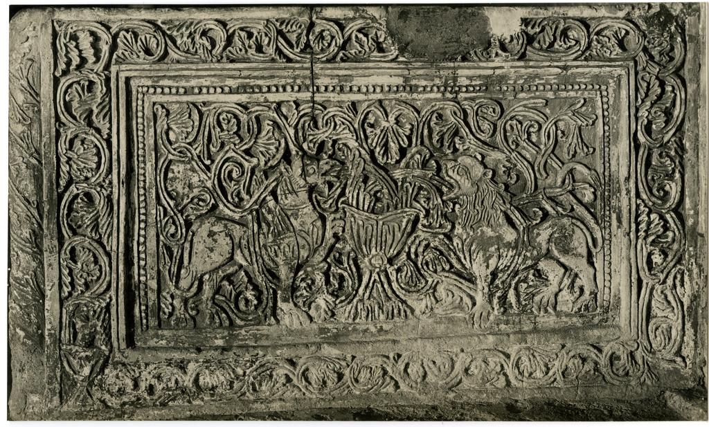 Anonimo , Anonimo lombardo - sec. XI - Motivi decorativi con leoni