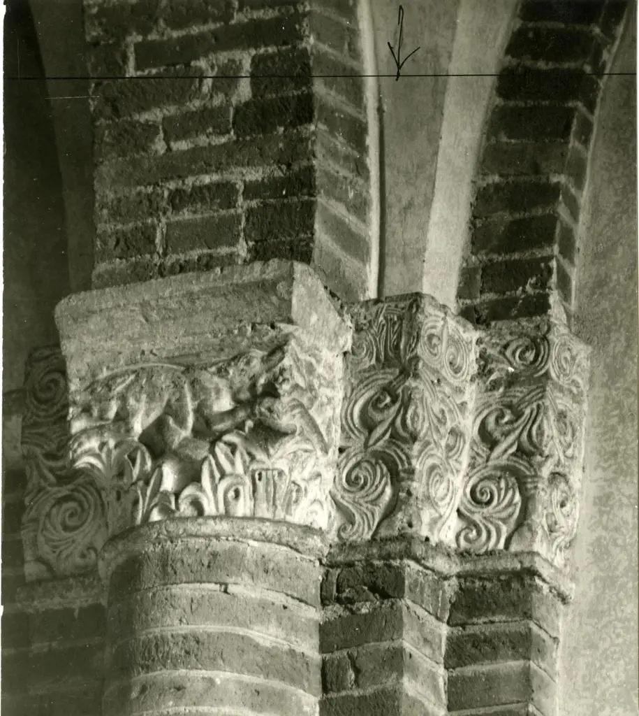 Anonimo , Anonimo milanese - bottega - sec. XII - Motivi decorativi geometrici e girali vegetali