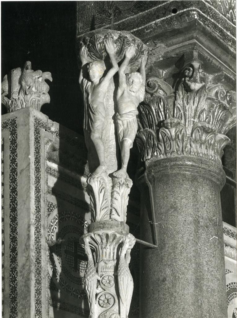 Anonimo , Palermo, Cappella Palatina. Cero pasquale. 1132-40 sc. campano