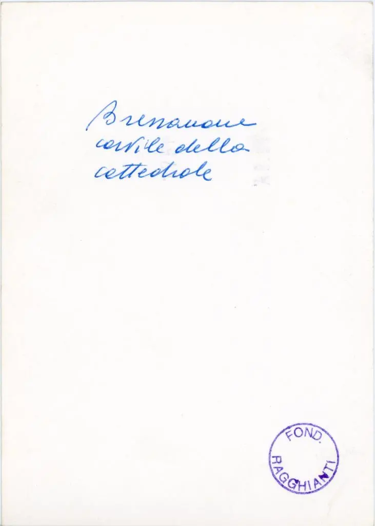 Anonimo , Anonimo - sec. XIV/ XV - Lastra tombale con stemma araldico