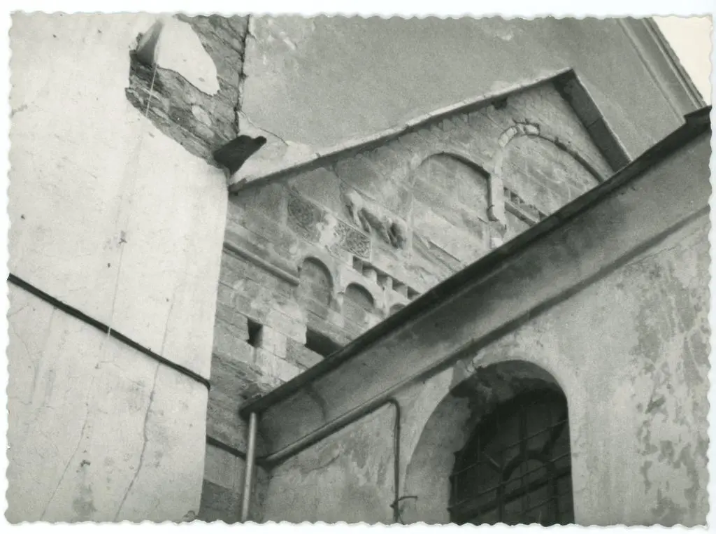 Anonimo , Anonimo - sec. XIII - facciata e torre campanaria