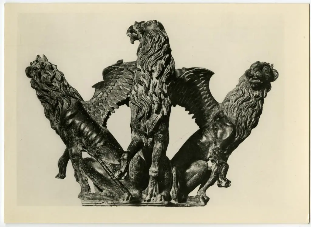 Pisano Giovanni, bottega ; Pisano Nicola , Grifi e leoni