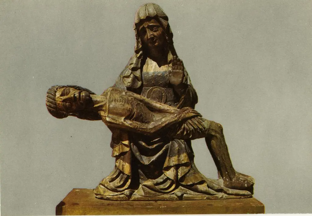 Anonimo , Assisi - Duomo di S. Rufino. Madonna del Pianto (terracotta del XIV sec.)