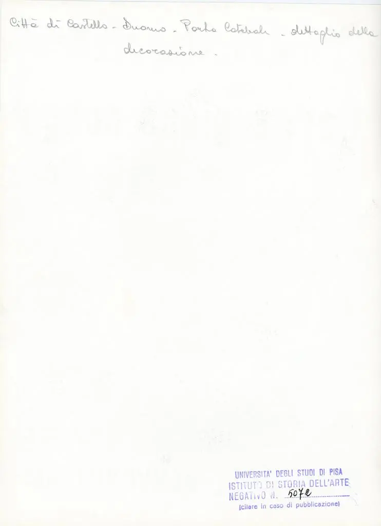 Universit&agrave; di Pisa. Dipartimento di Storia delle Arti , Citt&agrave; di Castello - Duomo. Porta laterale - dettaglio della decorazione